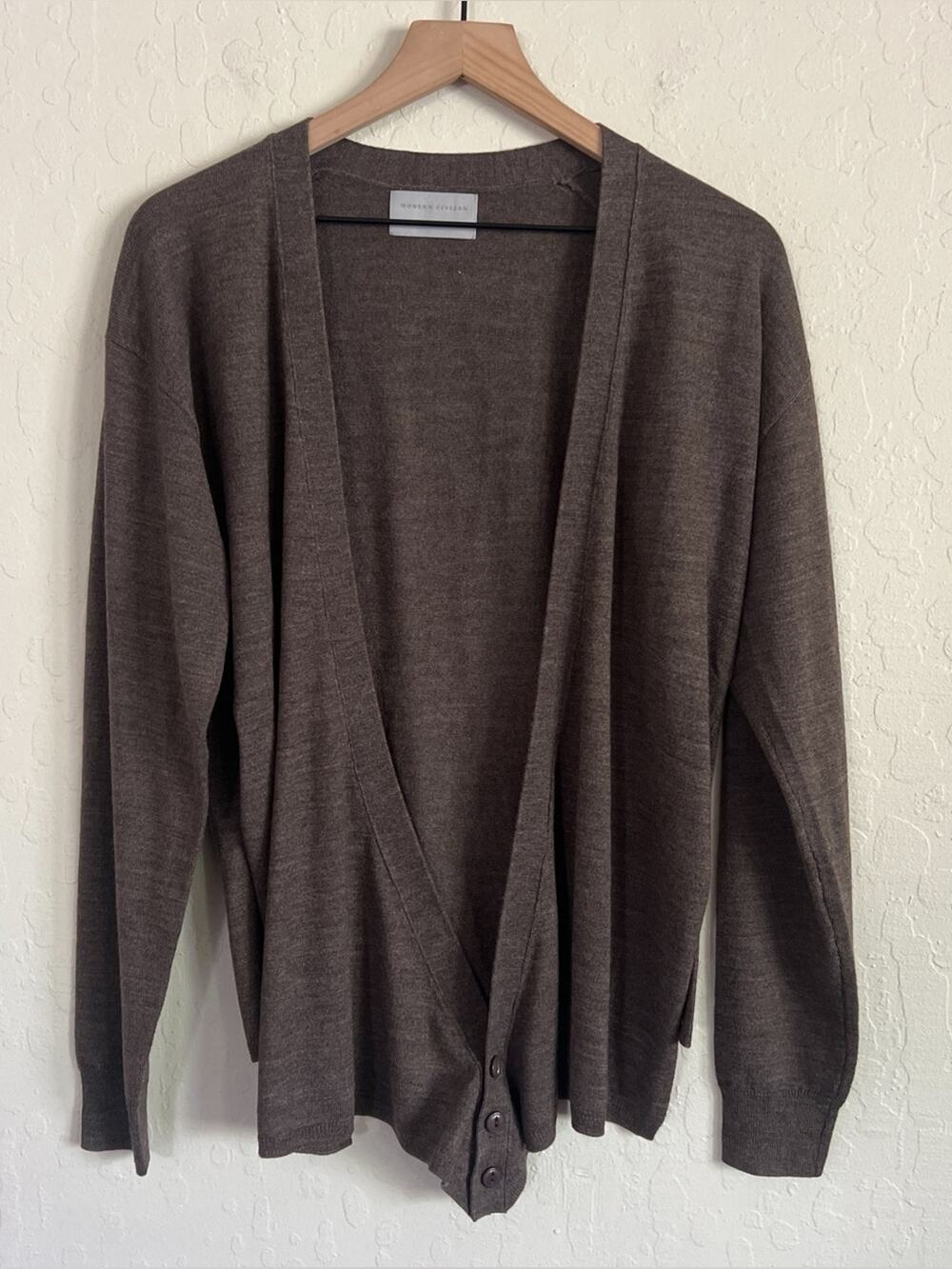 Modern Citizen Merino Wool Long Sleeve Side Slit V-Neck Cardigan Medium Brown
